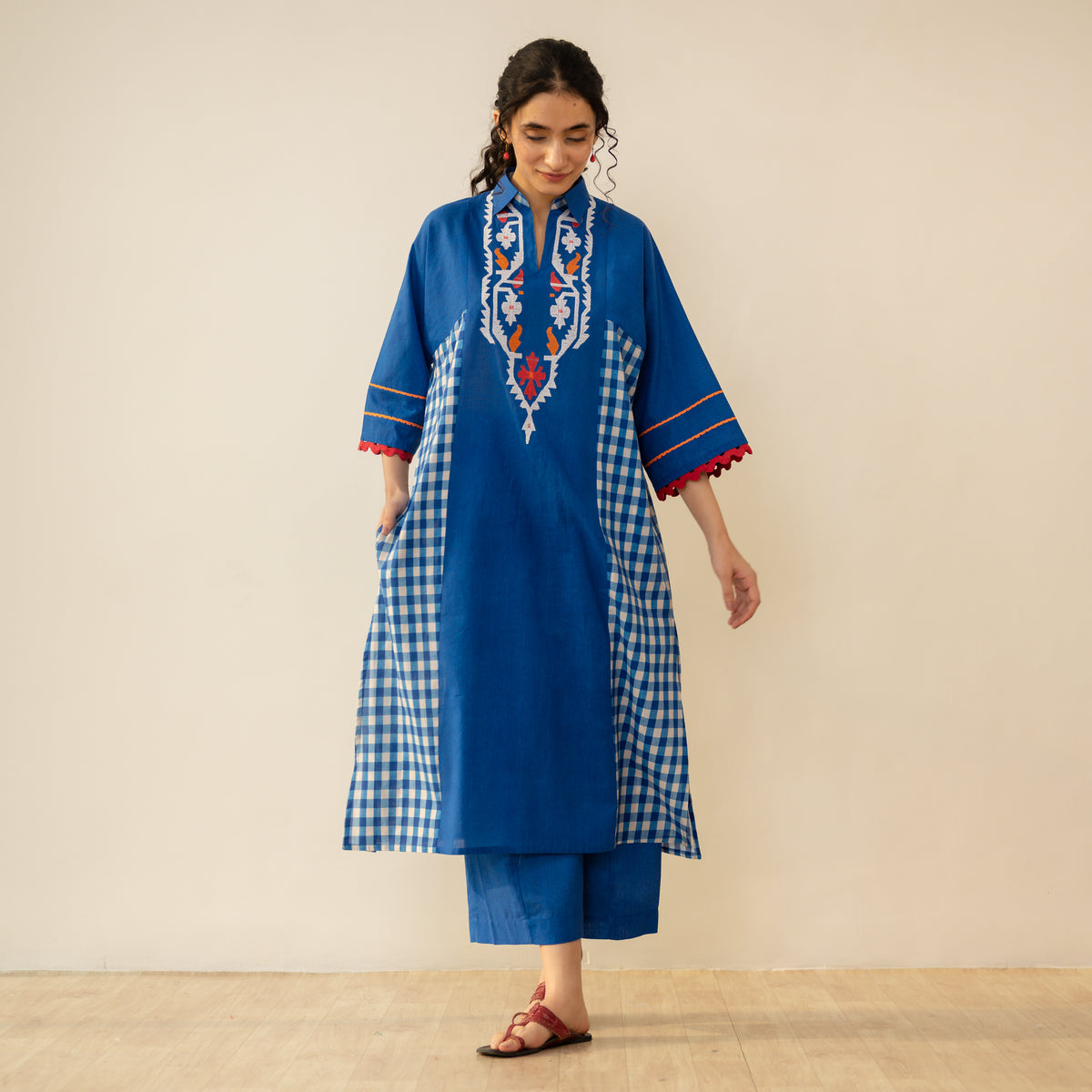 Aabha Embroidered Cotton Slub Kurta - Royal Sapphire