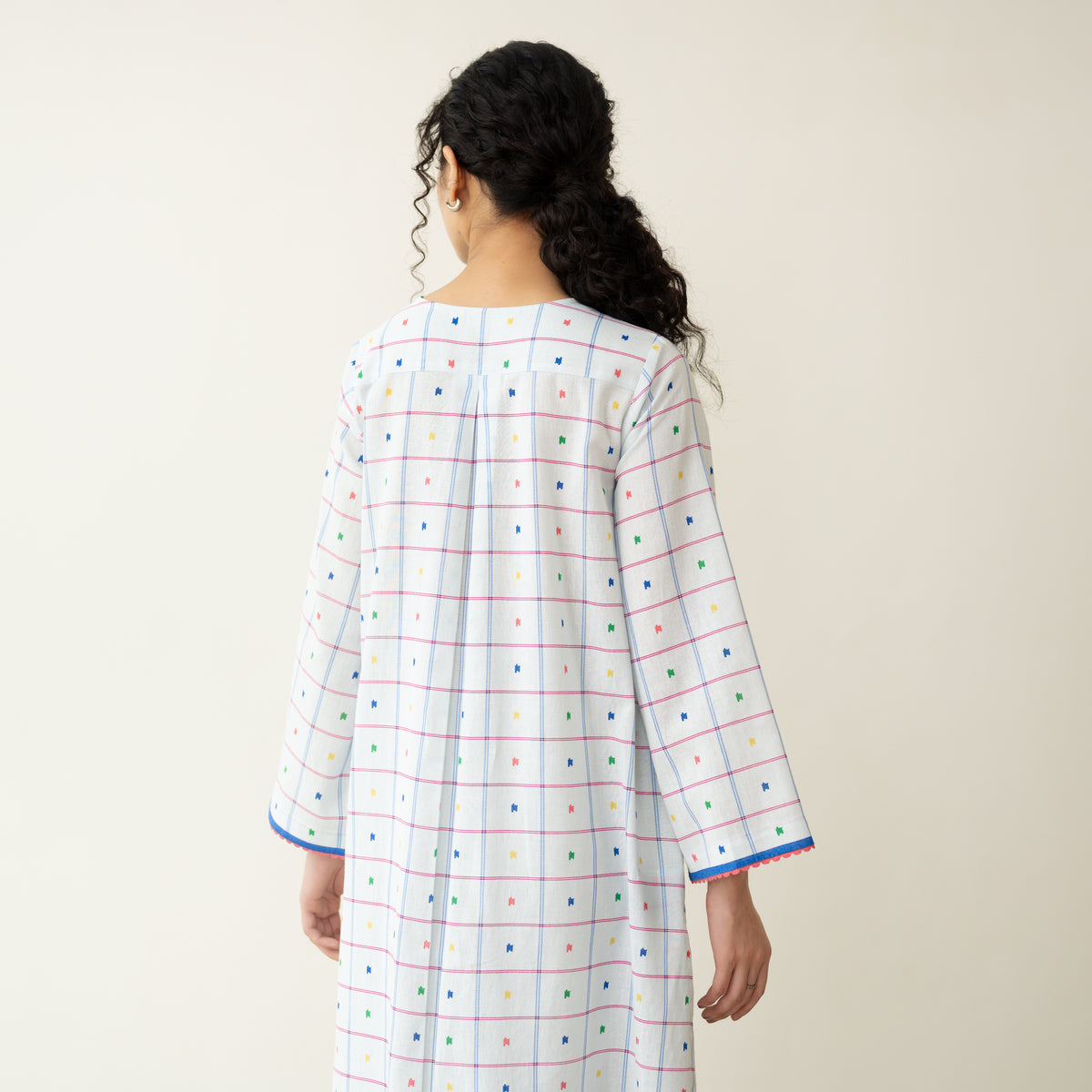 Doodle Embroidered Cotton Kurta - Milky White