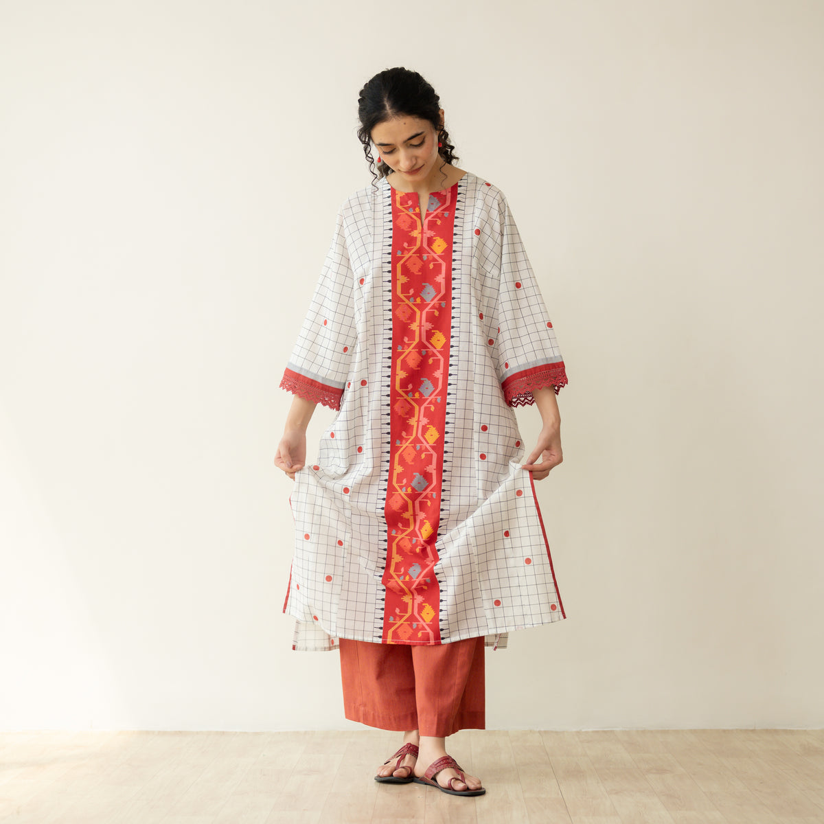 Sitara Front Panelled Mulmul Kurta - Creme White