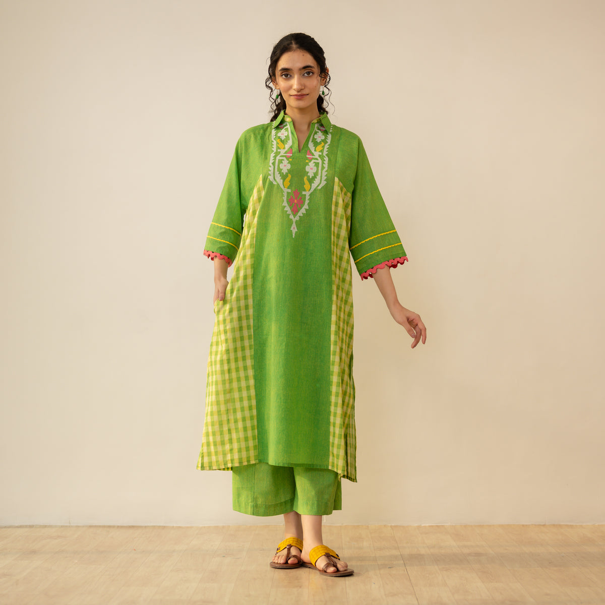 Aabha Embroidered Cotton Slub Kurta - Lime Sorbet