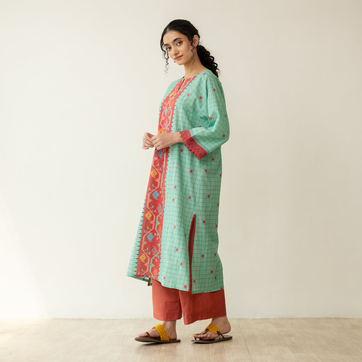 Sitara Front Panelled Mulmul Kurta - Mint Green