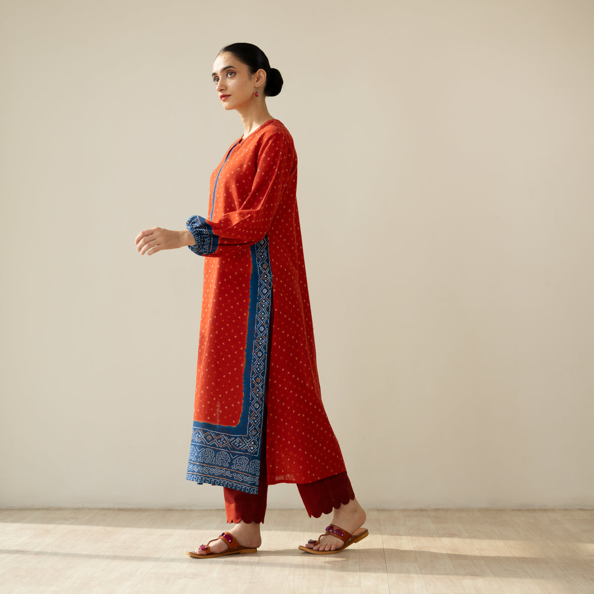 Tikhi Imli Slub Cotton Slub Cotton Kurta - Sindoori Laal & Indigo