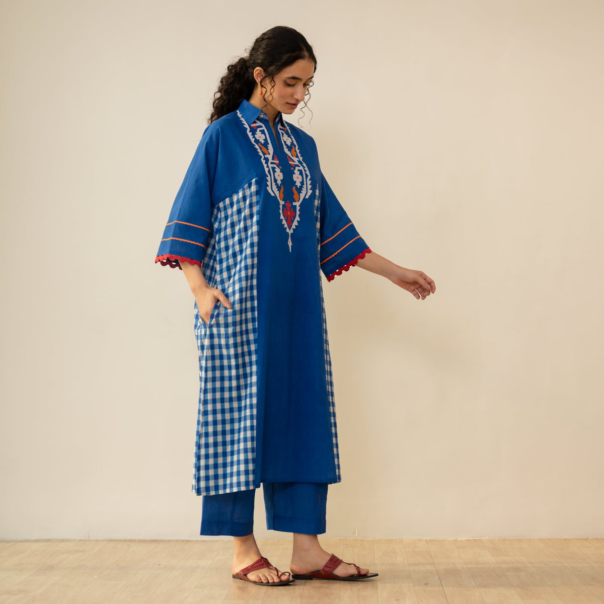 Aabha Embroidered Cotton Slub Kurta - Royal Sapphire