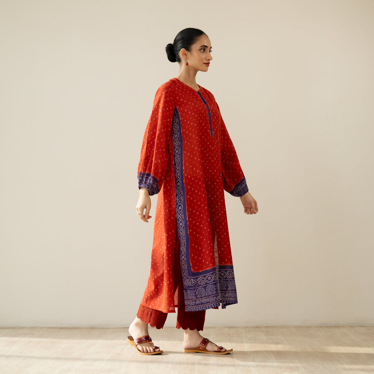 Tikhi Imli Slub Cotton Slub Cotton Kurta - Cherry Red & Violet