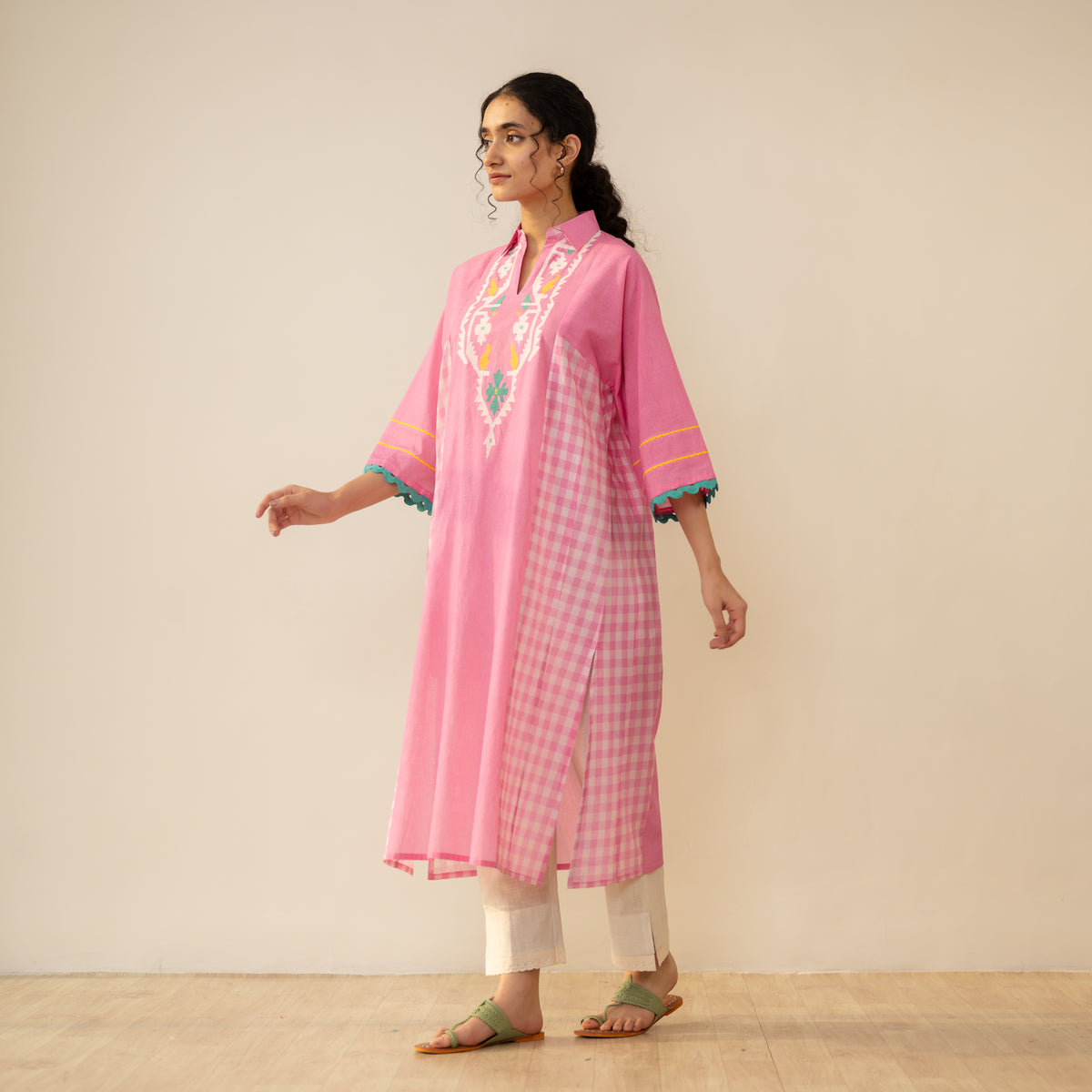 Aabha Embroidered Cotton Slub Kurta - Candy Pink