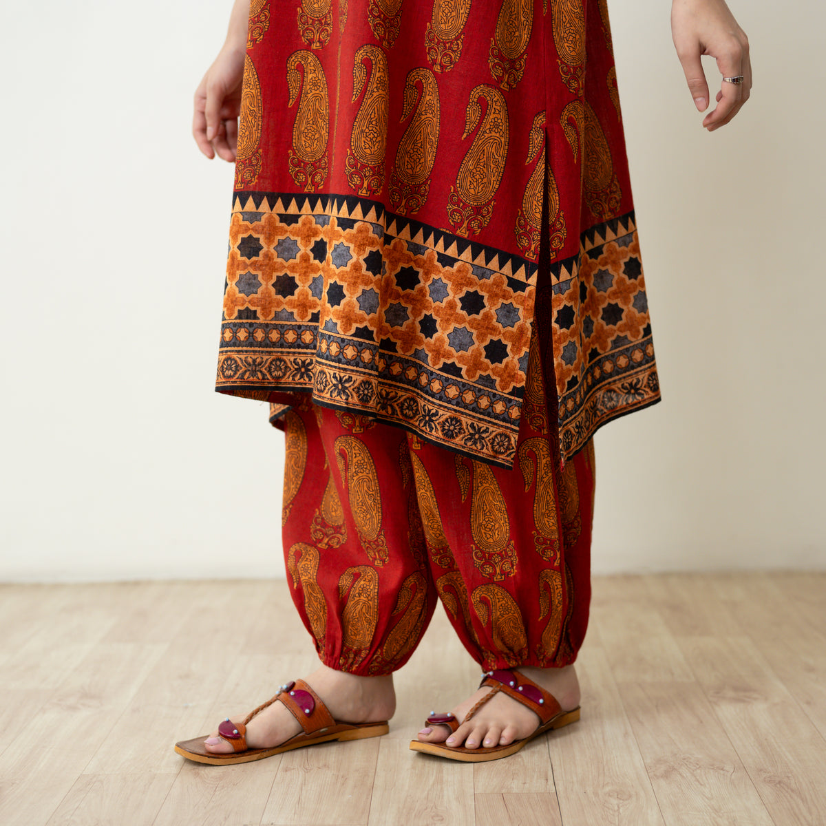 Banno Elevated Cotton Slub Kurta Set - Brick Red