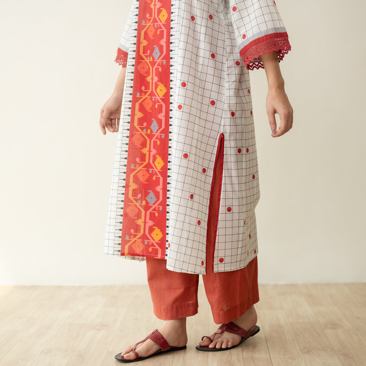 Sitara Front Panelled Mulmul Kurta - Creme White