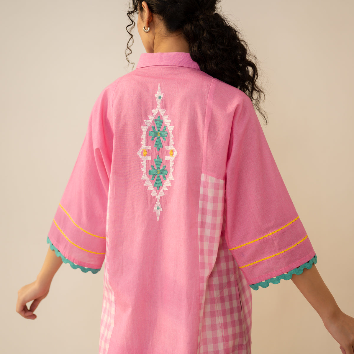 Aabha Embroidered Cotton Slub Kurta - Candy Pink