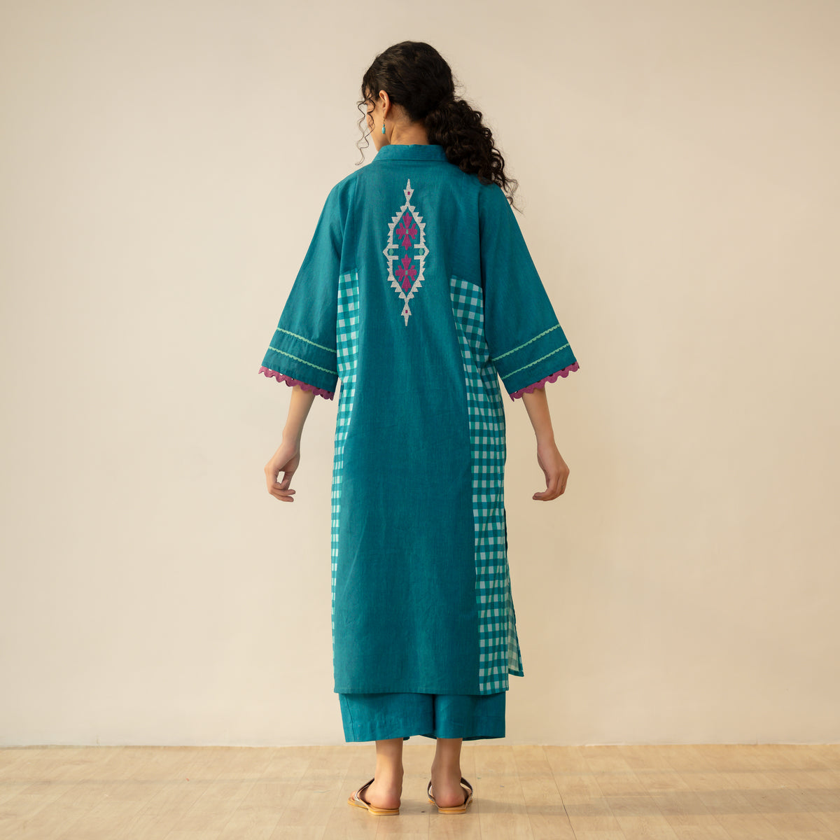 Aabha Embroidered Cotton Slub Kurta - Deep Teal
