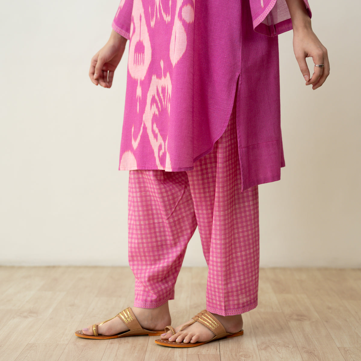 Peppy Paisley Asymmetric Cotton Slub Salwar Set - Dusty Pink
