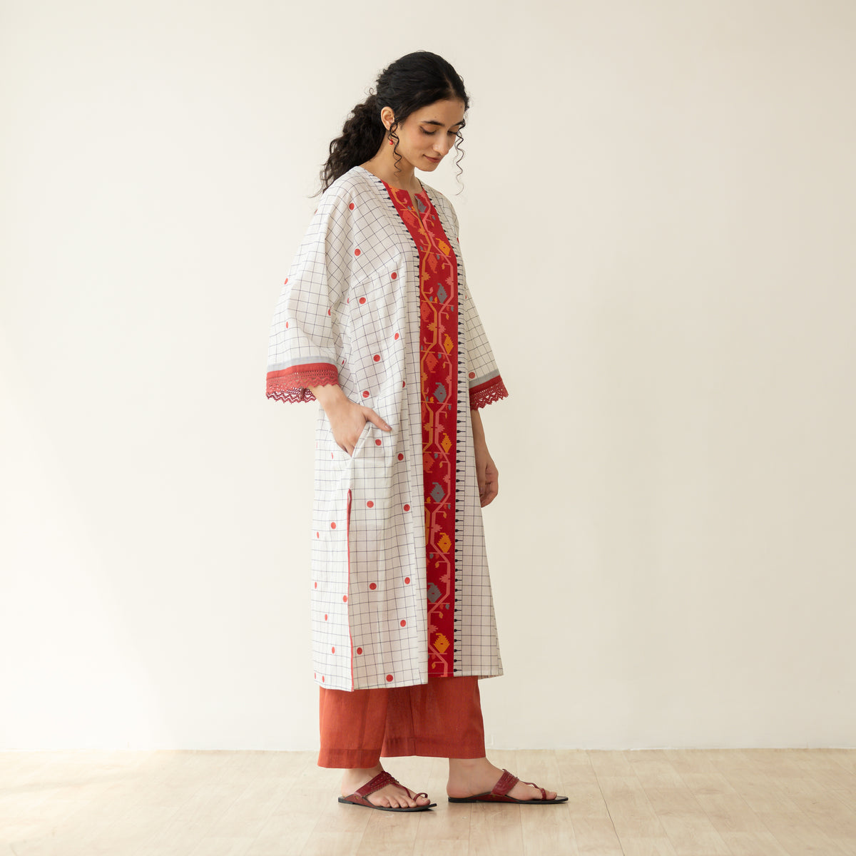 Sitara Front Panelled Mulmul Kurta - Creme White