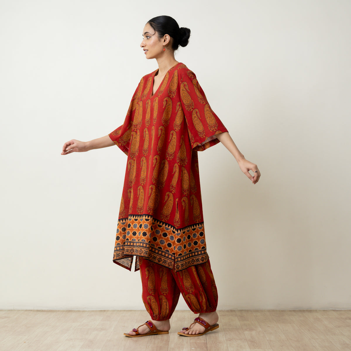 Banno Elevated Cotton Slub Kurta Set - Brick Red