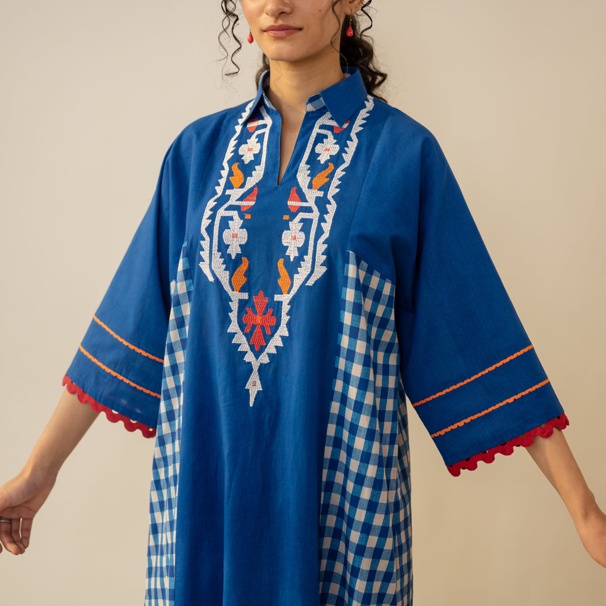 Aabha Embroidered Cotton Slub Kurta - Royal Sapphire