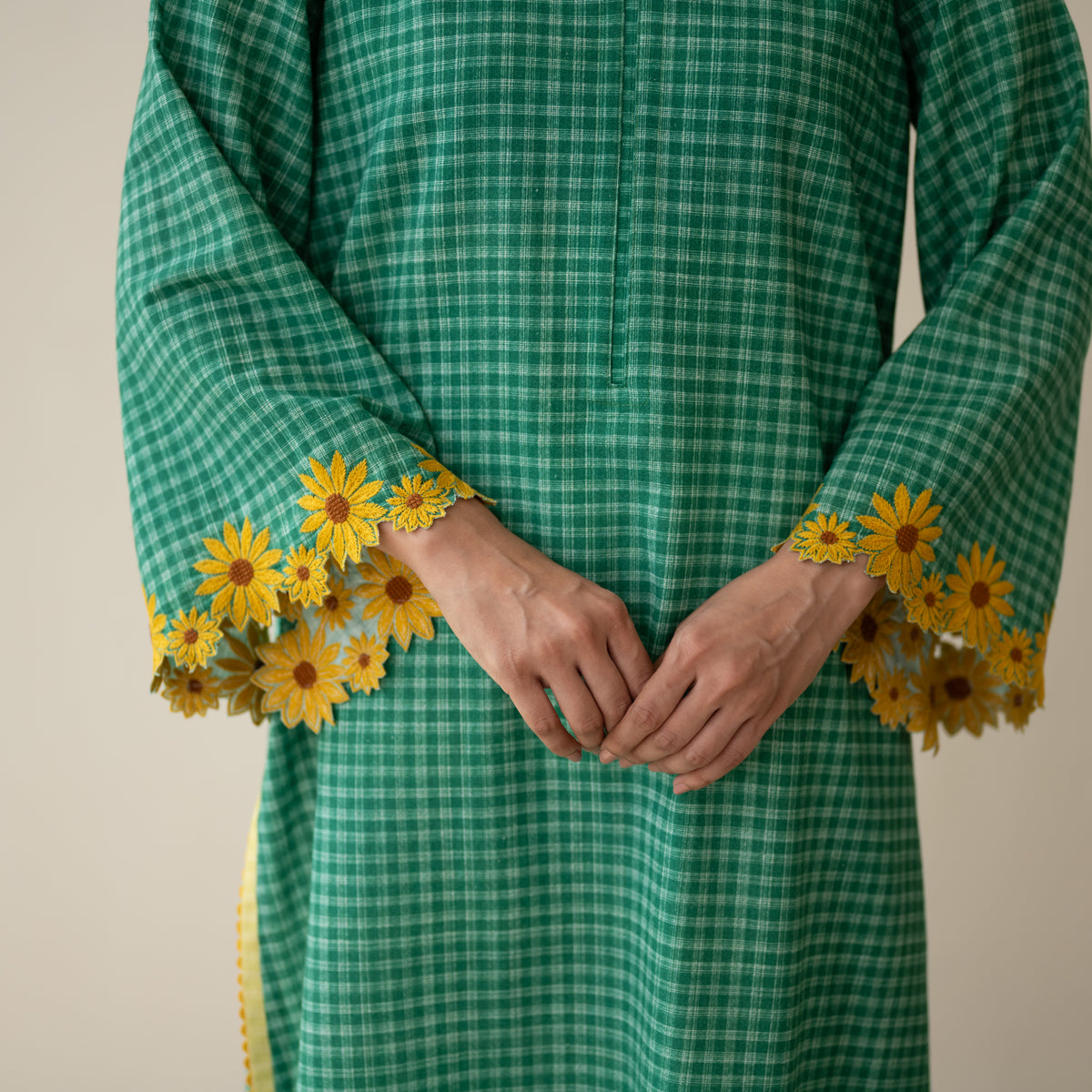 Sunflower Embroidered Linen Cotton Kurta - Green
