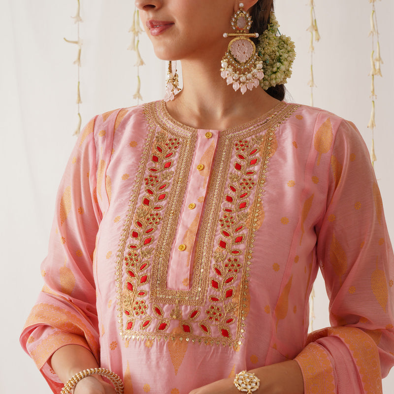 Peach Chanderi Gold Printed Kurta Pant Dupatta Set with Embroidery Details