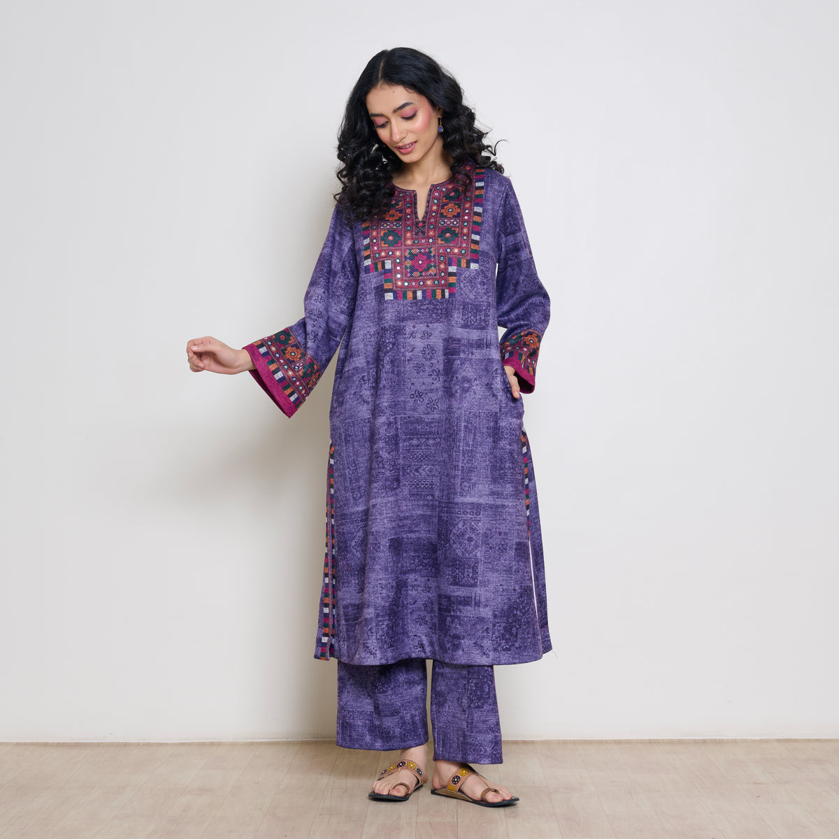 Banjara Woollen Hand Embroidered Kurta Set - Violet