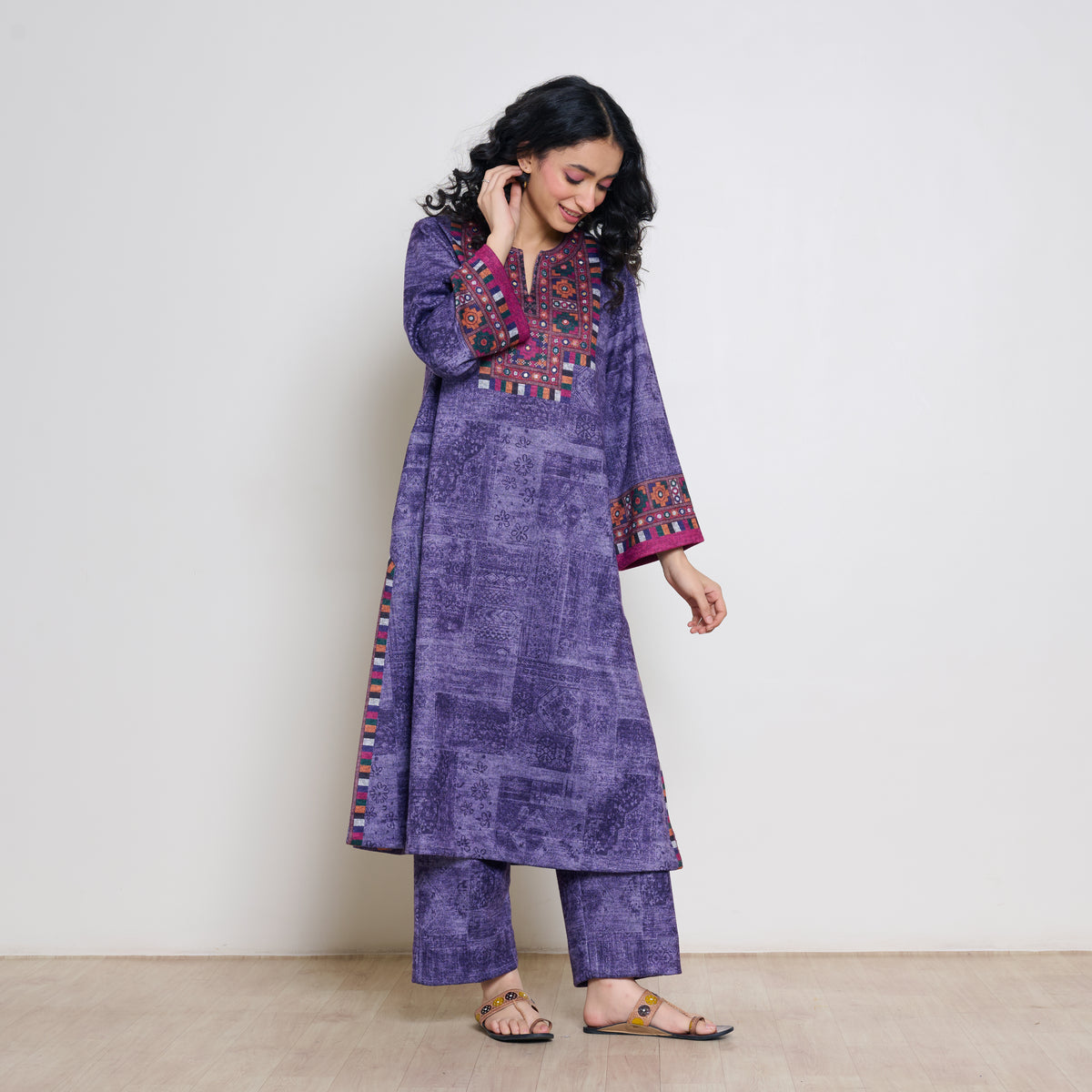 Banjara Woollen Hand Embroidered Kurta Set - Violet