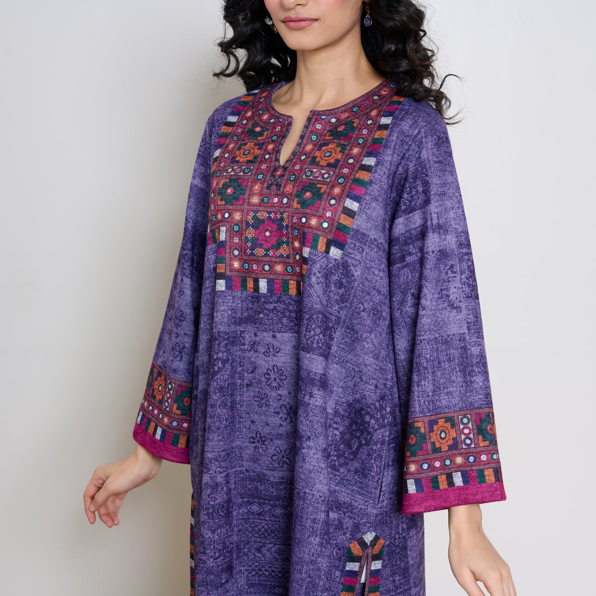 Banjara Woollen Hand Embroidered Kurta Set - Violet