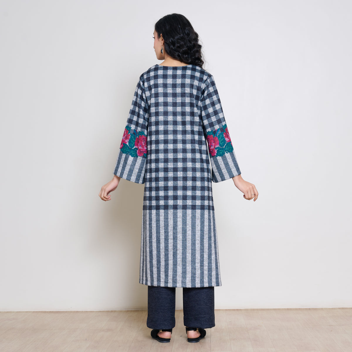 Evermore Woollen Hand Embroidered Kurta Set - Charcoal