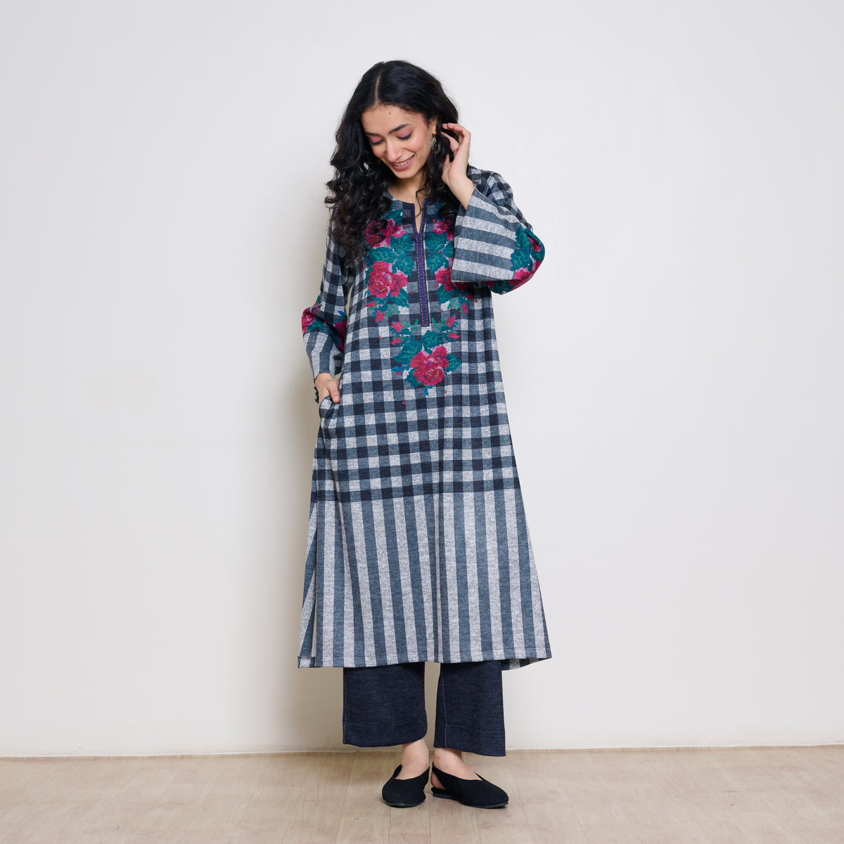 Evermore Woollen Hand Embroidered Kurta Set - Charcoal