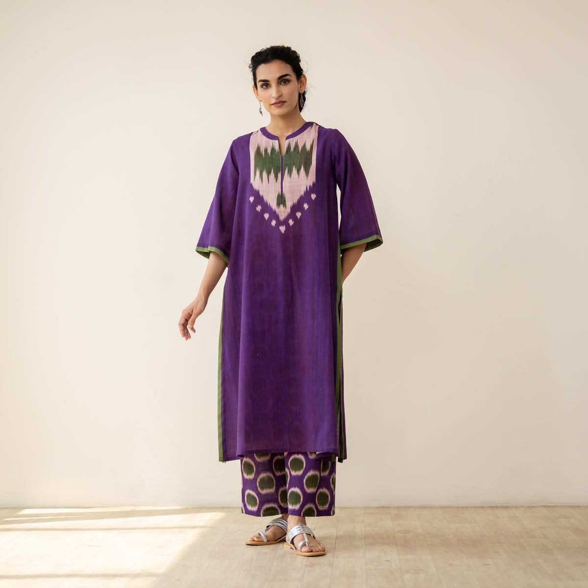 Rekha Slub Cotton Statement Kurta Set - Violet
