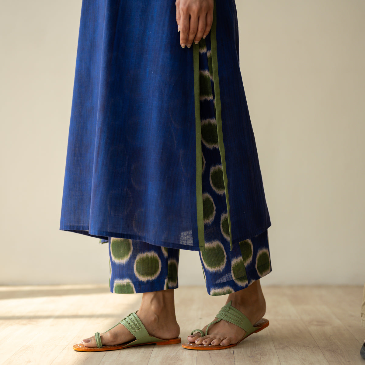 Rekha Slub Cotton Statement Kurta Set - Royal Blue