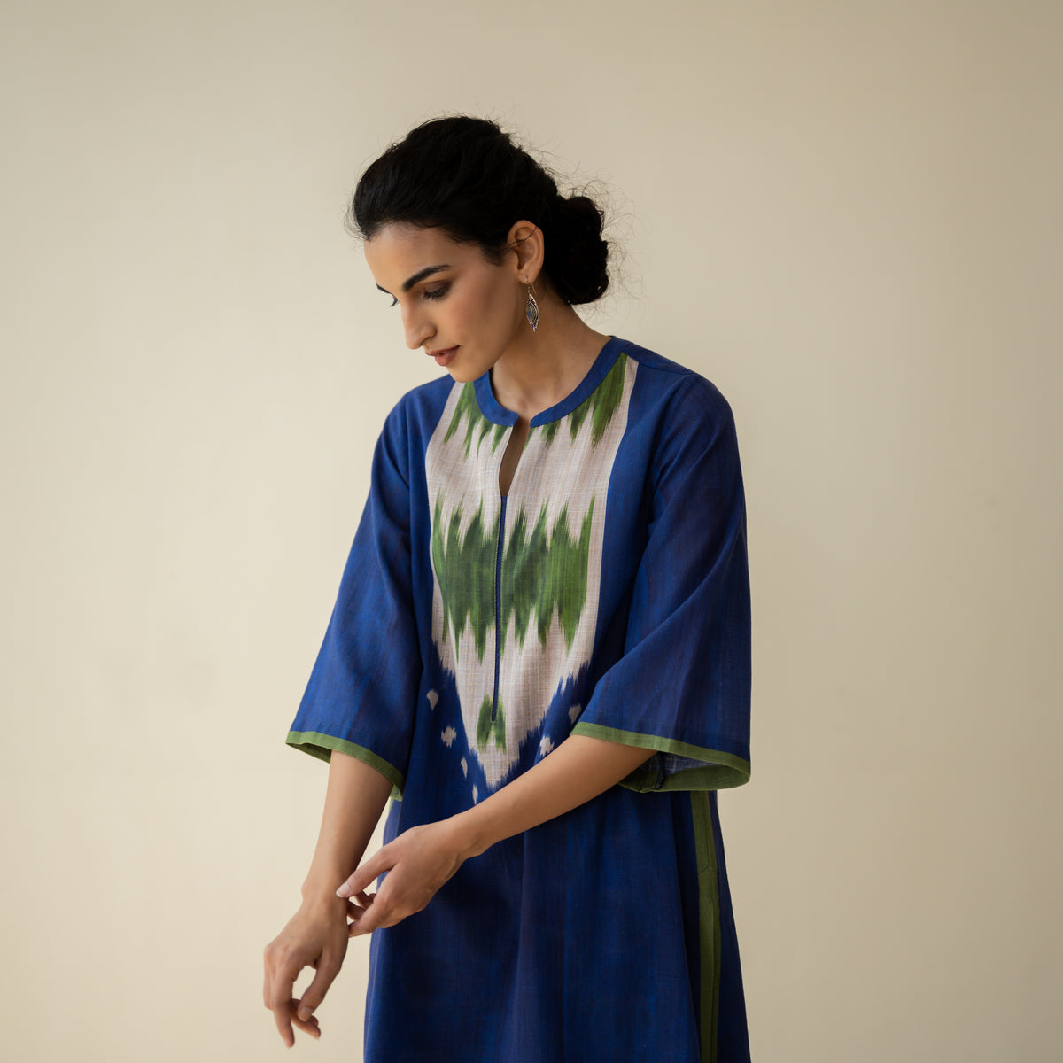 Rekha Slub Cotton Statement Kurta Set - Royal Blue