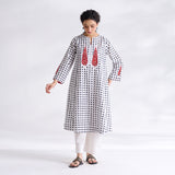 Paan Polka Hand Embroidered Kurta - Black