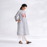 Paan Polka Hand Embroidered Kurta - Black