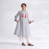 Paan Polka Hand Embroidered Kurta - Black