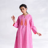 Paan Polka Hand Embroidered Kurta - Baby Pink