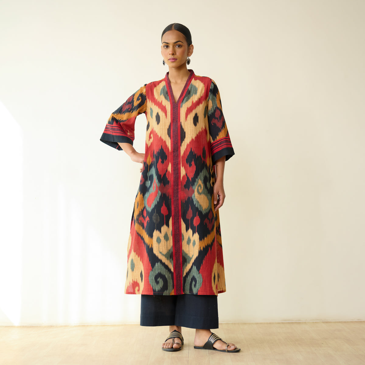 Maheeka Slub Cotton Kurta - Black