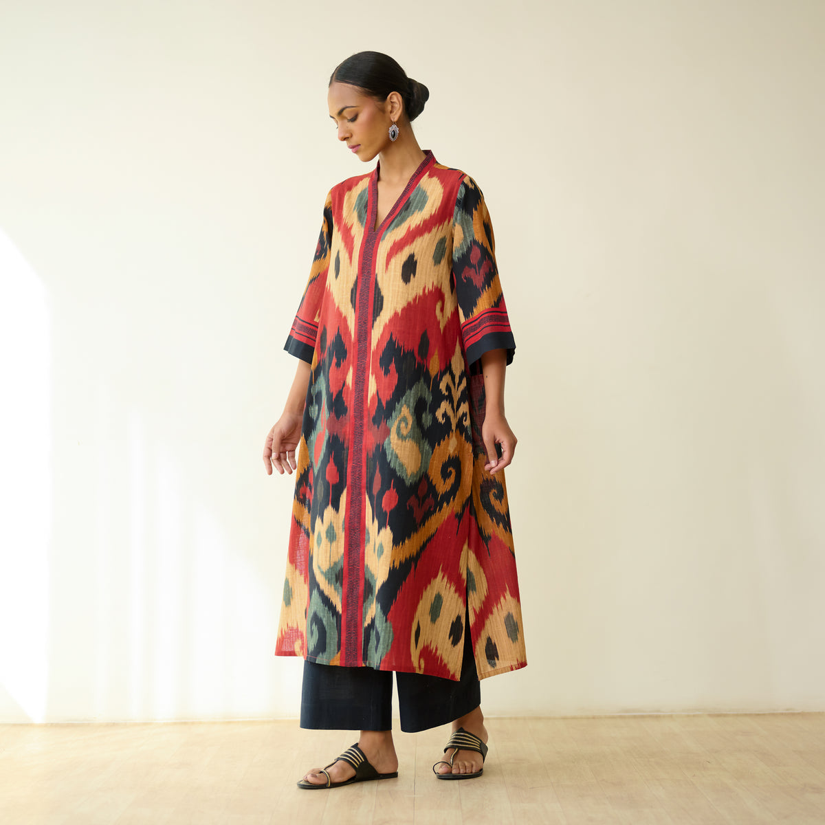 Maheeka Slub Cotton Kurta - Black