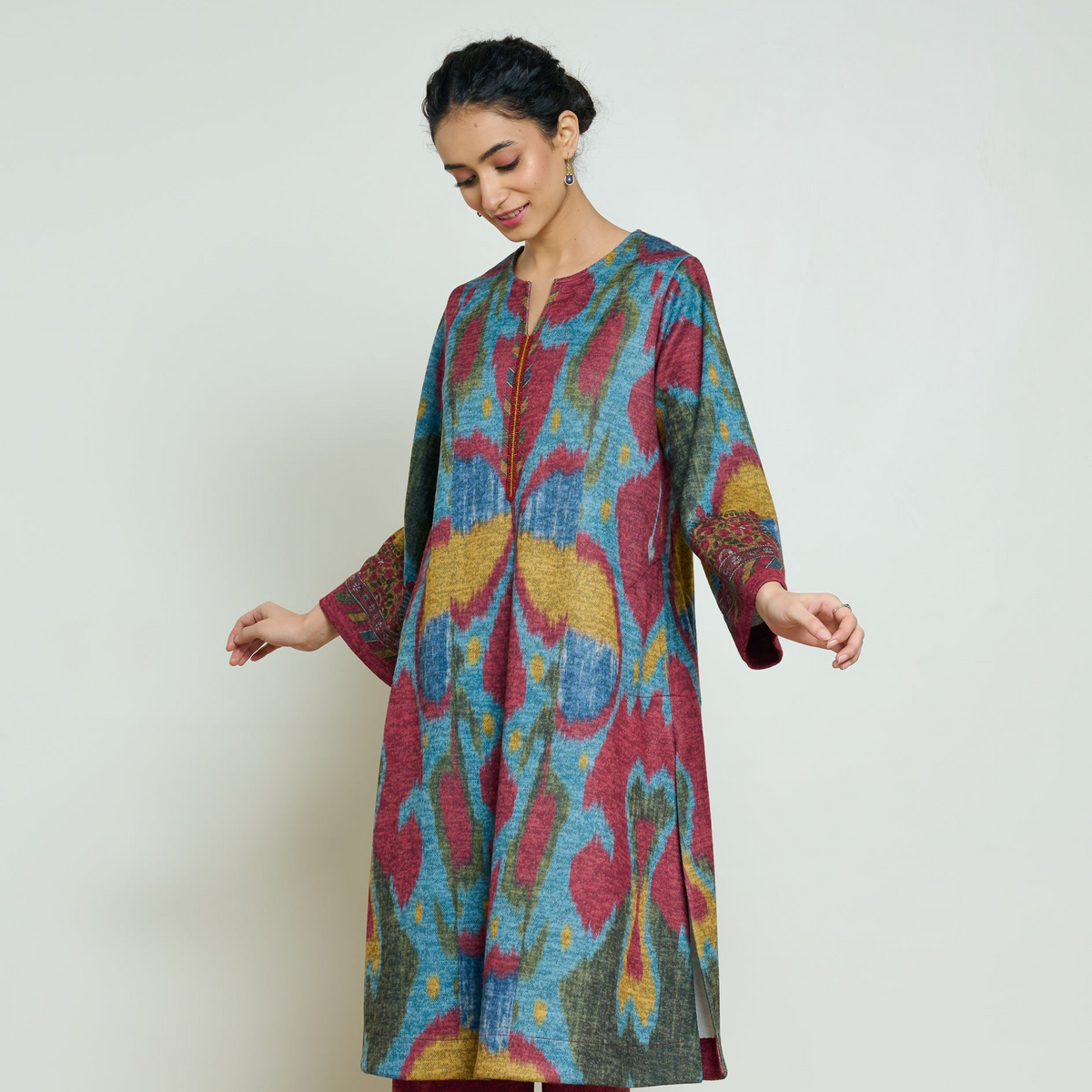 Moonara Hand Embroidered Woollen Kurta - Ocean Blue