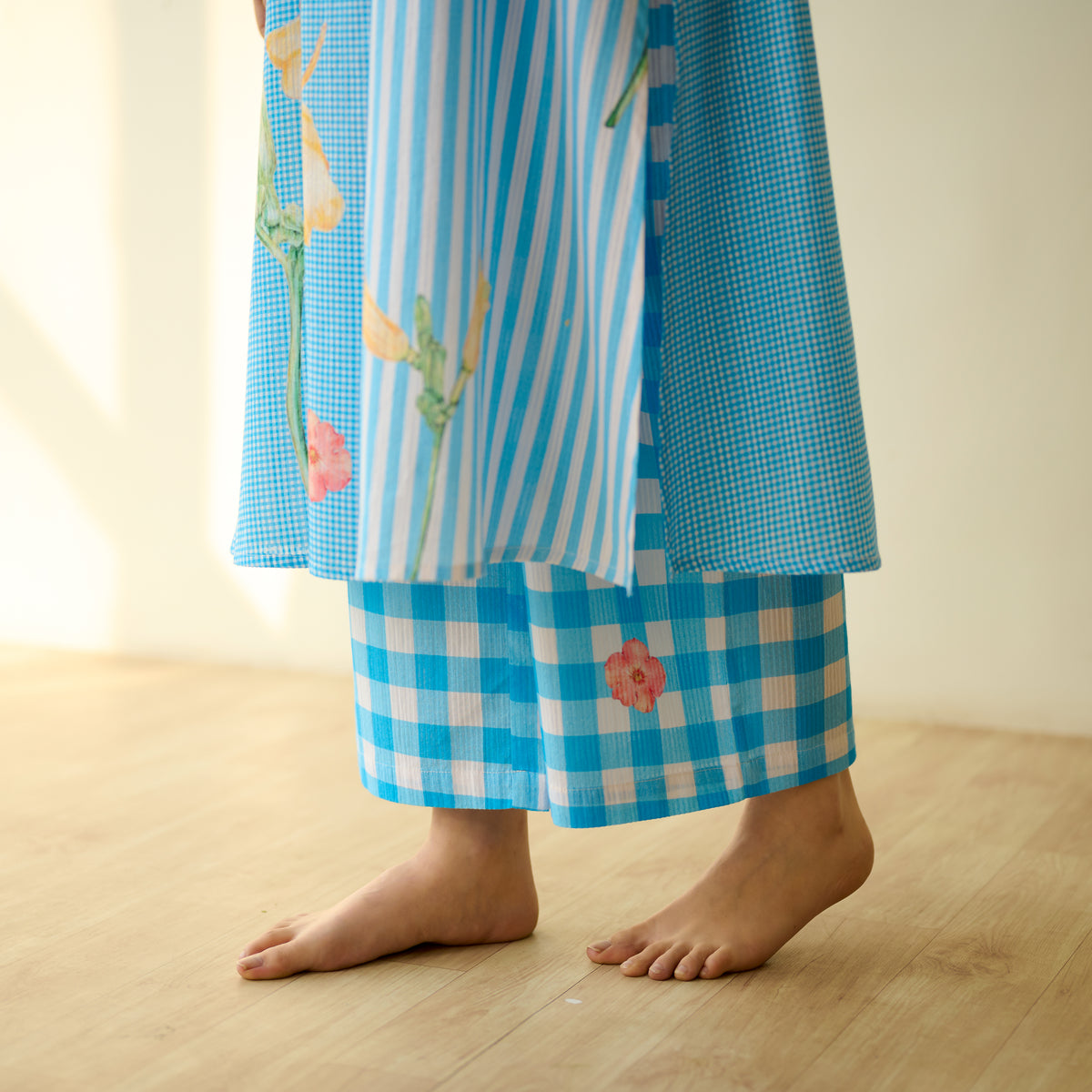 Handpicked Floral Seersucker Cotton Kurta Set - Sky Blue