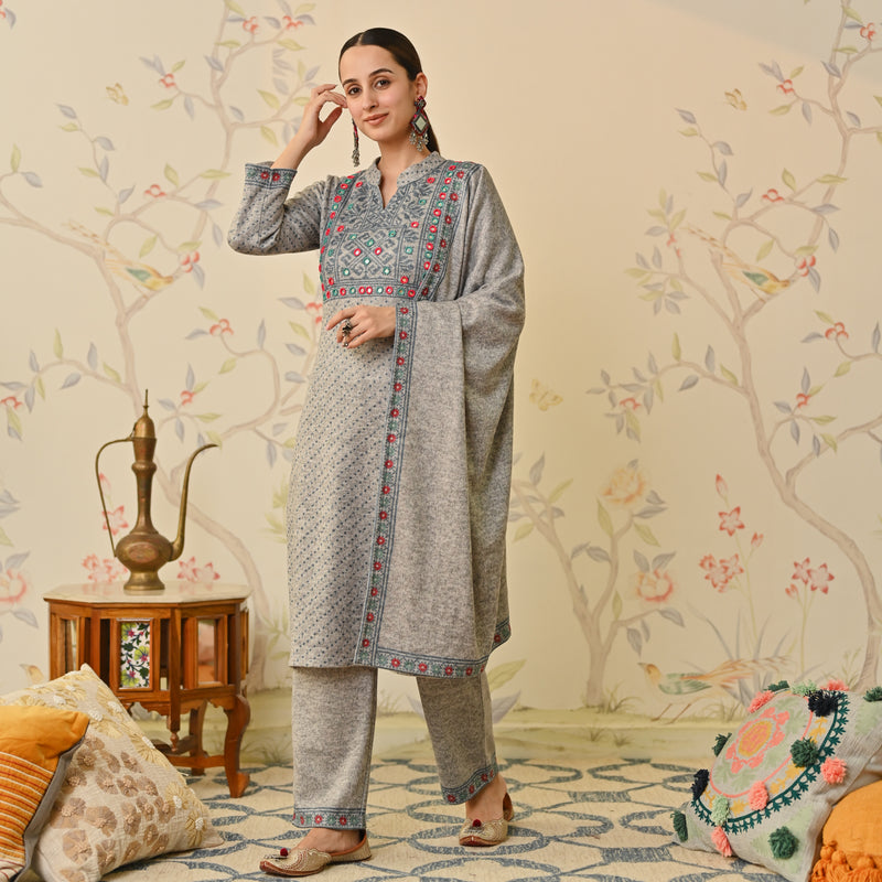 Ivory Kutch Embroidered Woollen Kurta Pant Set with Dupatta
