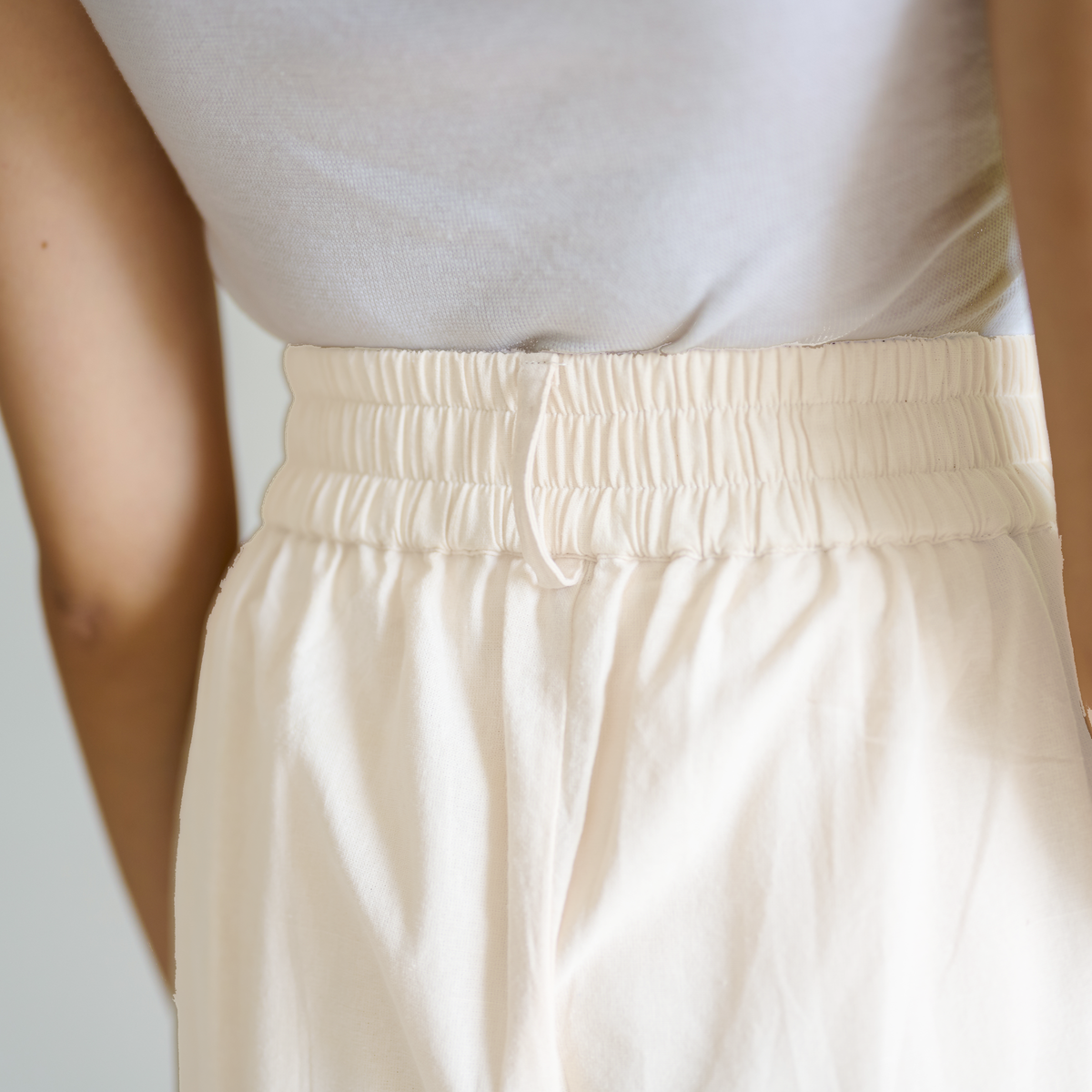 High Waist Pleated Cotton Trousers - White