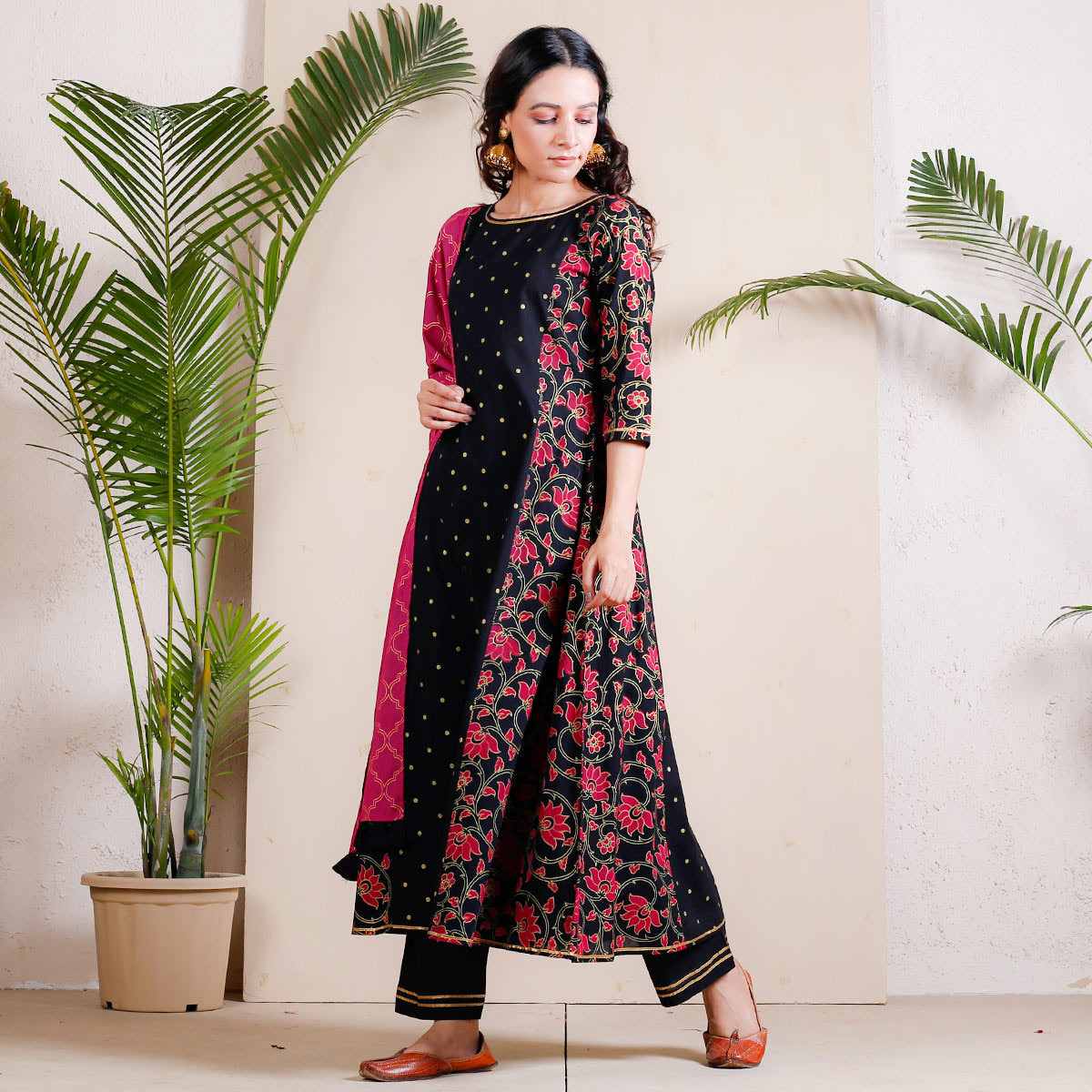 Black & Pink Lotus Printed Full Kurta Set for Women with Dupatta & Tassel Details