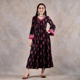 Black and Pink V Neck Gathered Dress