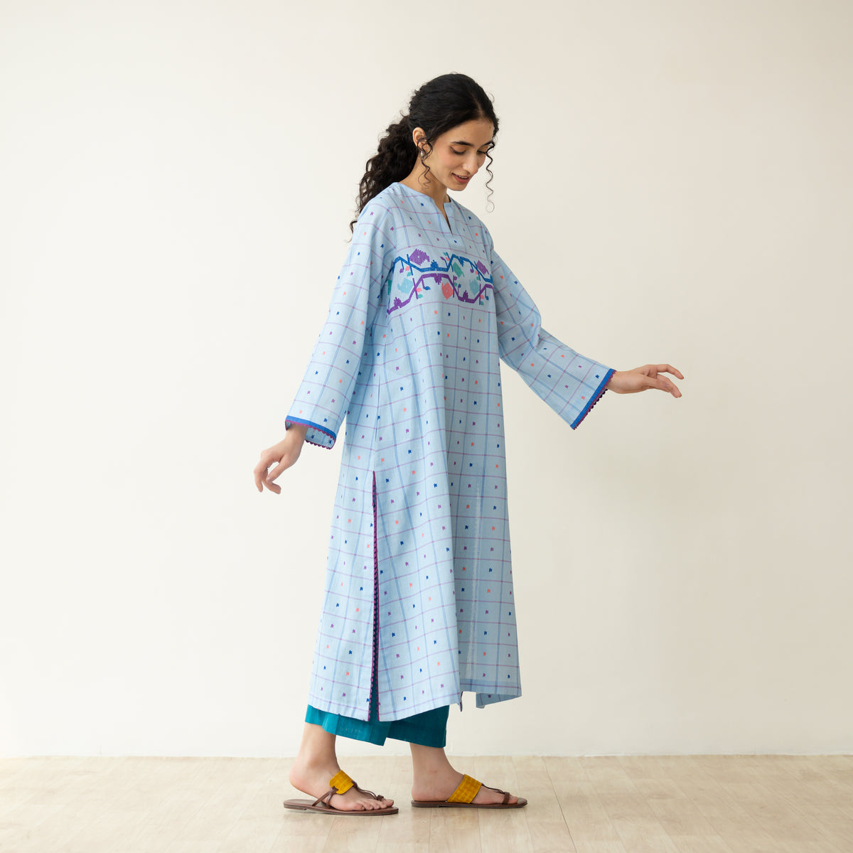 Doodle Embroidered Cotton Kurta - Asmani Blue