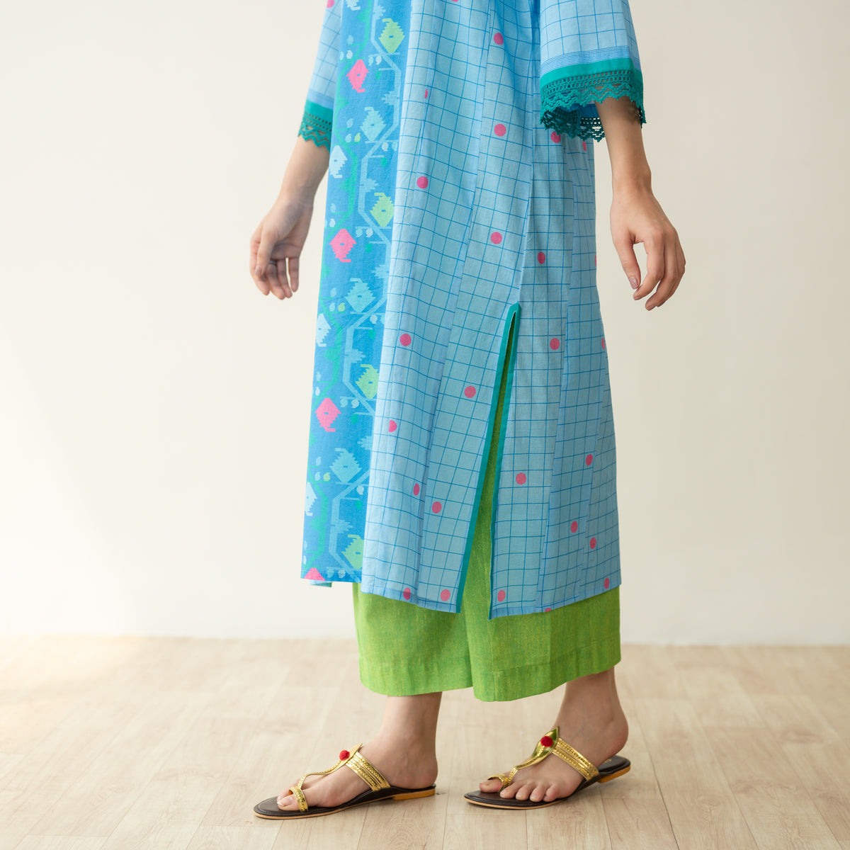 Sitara Front Panelled Mulmul Kurta - Asmani Blue