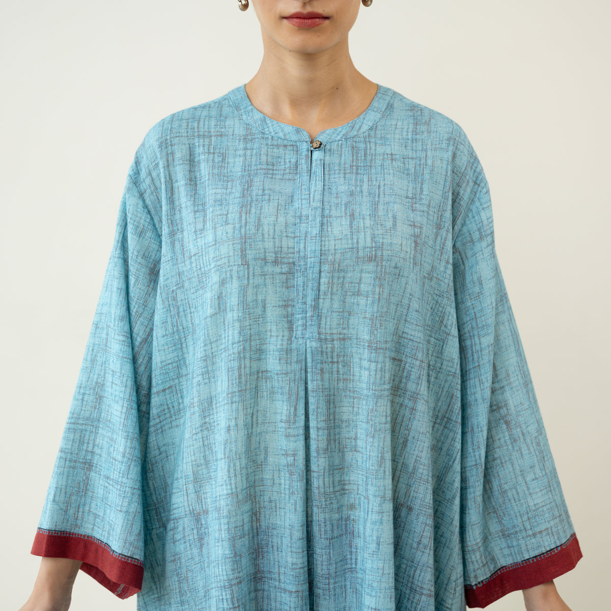 Highlighted Lace Neck Detail Slub Cotton Kurta - Dusty Blue