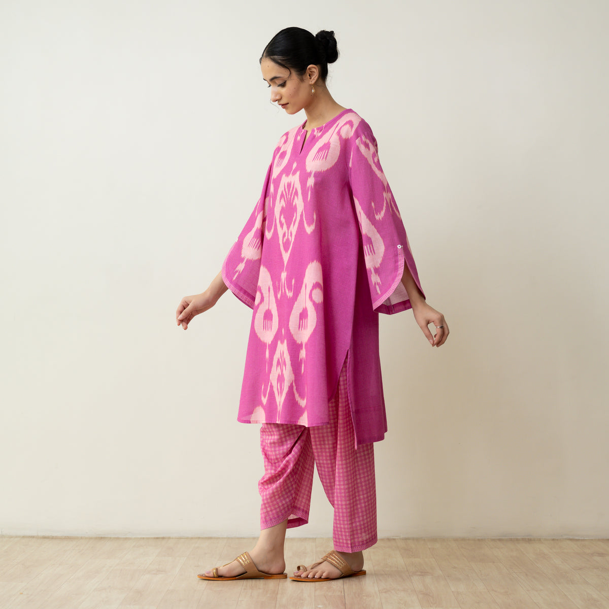 Peppy Paisley Asymmetric Cotton Slub Salwar Set - Dusty Pink
