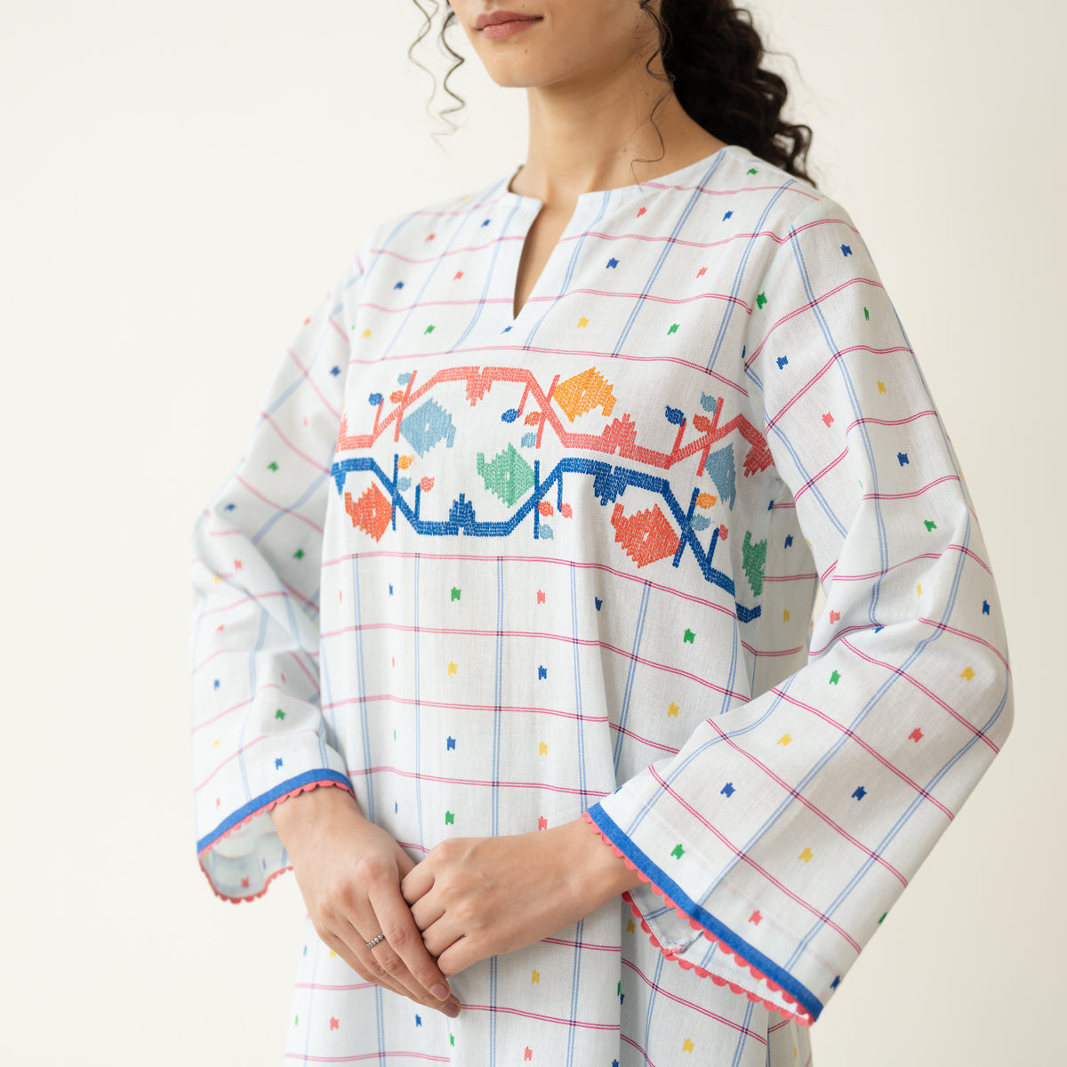 Doodle Embroidered Cotton Kurta - Milky White