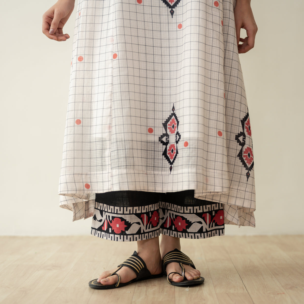 Mogra Kota Doria Kurta Set - Milky White & Jet Black