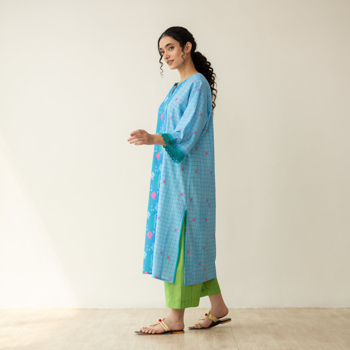 Sitara Front Panelled Mulmul Kurta - Asmani Blue