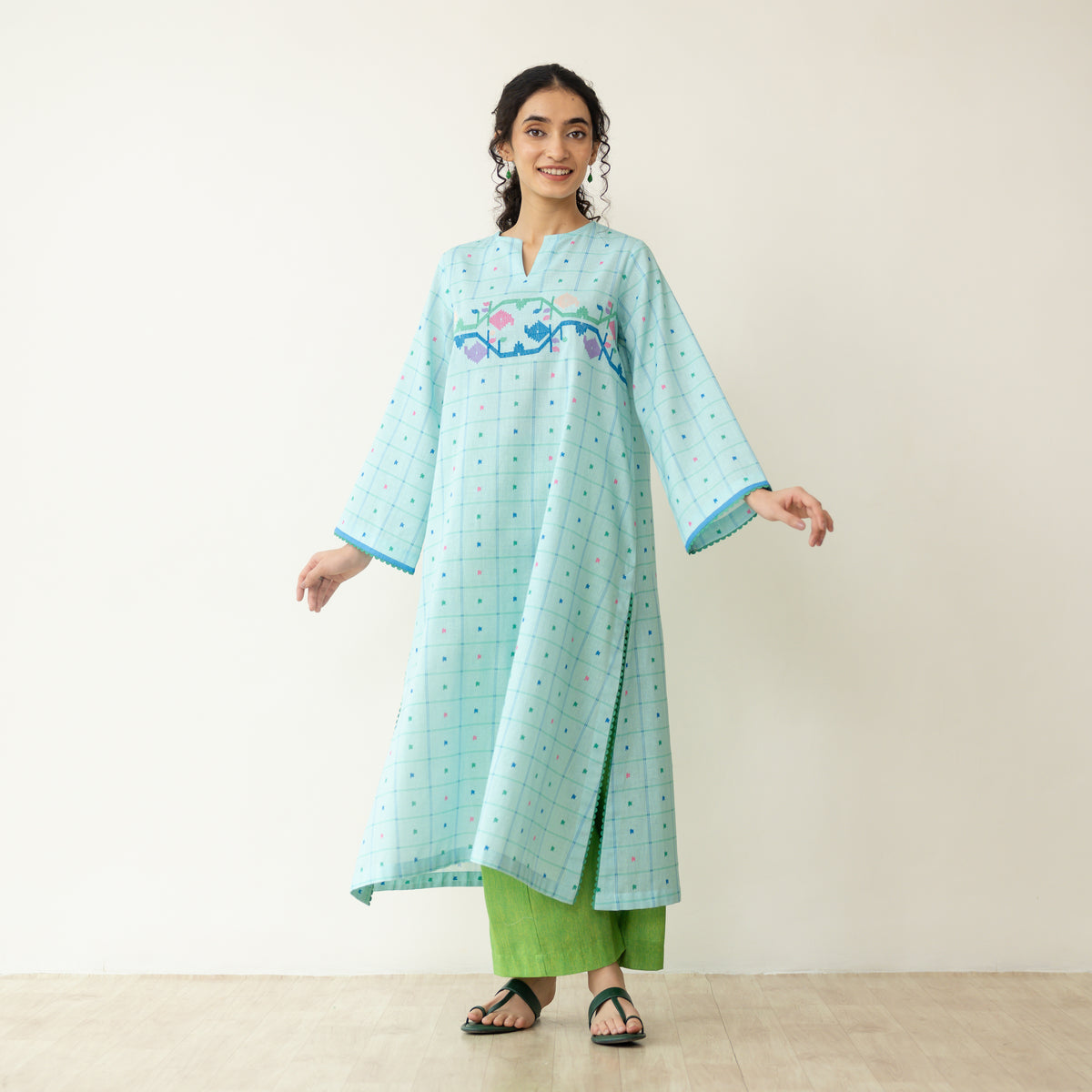 Doodle Embroidered Cotton Kurta - Mint