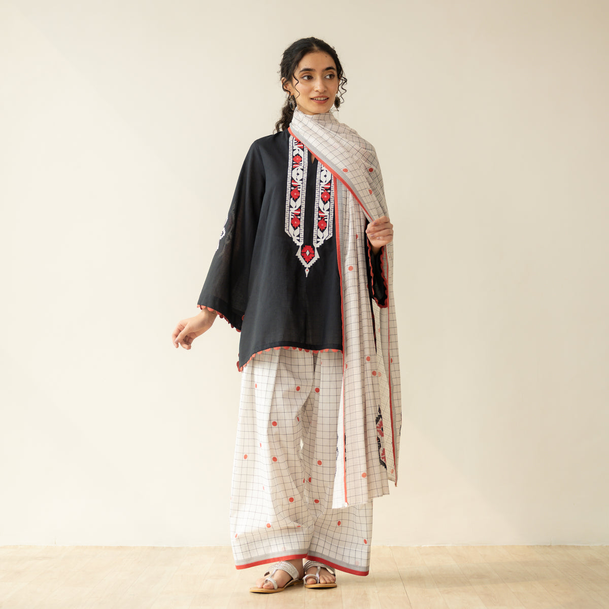 Dot & Dash Mulmul Farshi Set - Midnight Black