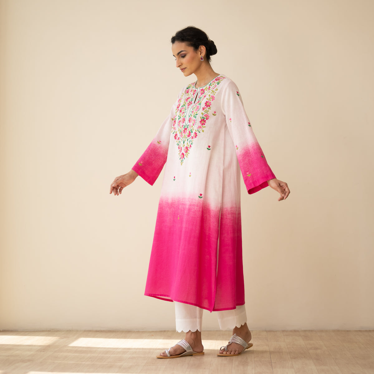 Cassata Embroidered Linen Cotton Kurta - Cherry Pink
