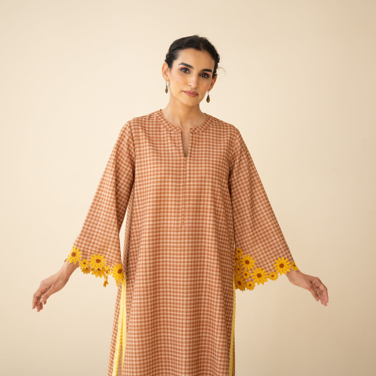 Sunflower Embroidered Linen Cotton Kurta - Hazelnut Brown